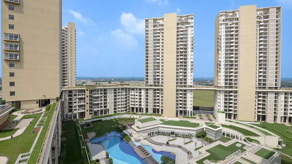 Experion Windchants towers and skywalk in Sector 112, Gurgaon